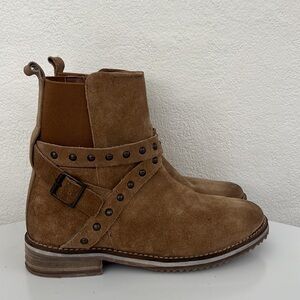 Crëvo suede leather moto ankle boots tan EUC women’s 7